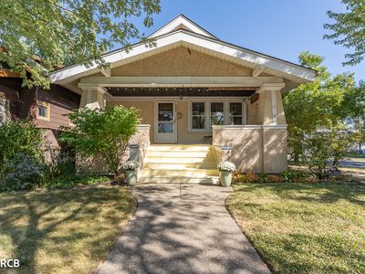 900 N Lombard Ave, Oak Park, IL, 60302