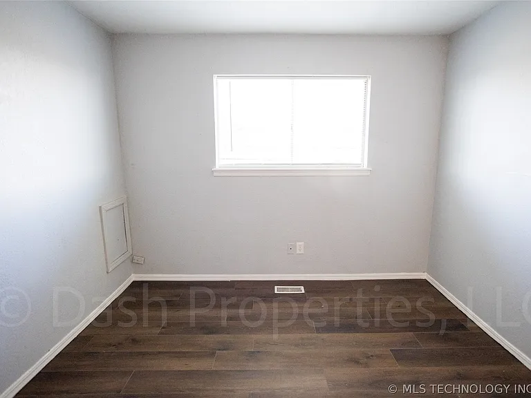 5104 S 75th East Ave — Photo 55
