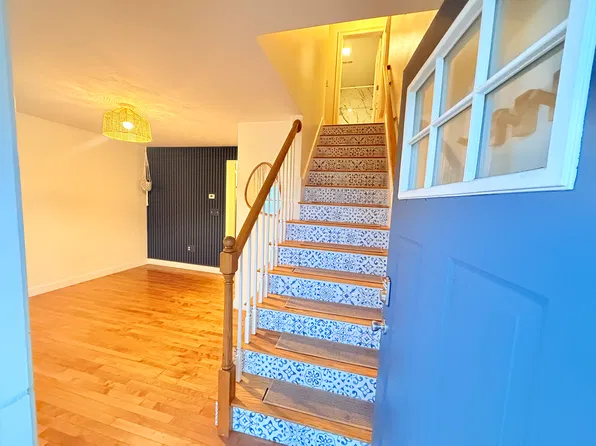 1366 Pleasant St #A, Weymouth, MA 02189