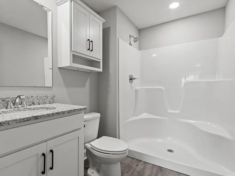 16097 Cohen Dr — Photo 19