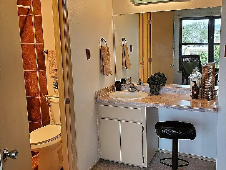 323 Cheryl Ave — Photo 9