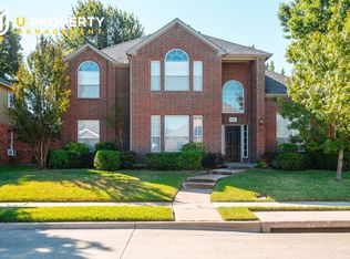 1384 Wentworth Dr, Lewisville, TX 75067