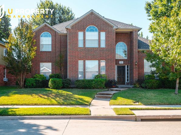 1384 Wentworth Dr