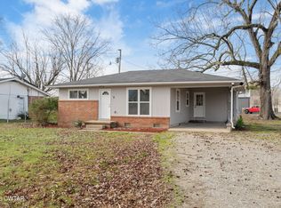 366 Kentucky Ave S, Parsons, TN 38363