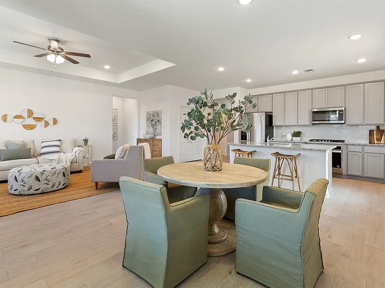 8003 Chukka Dr — Photo 12