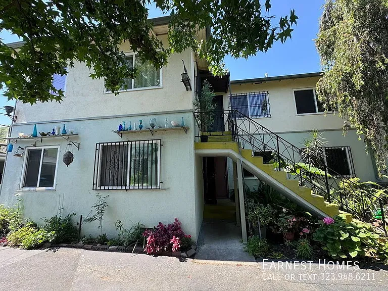 114 S Rampart Blvd #3 — Photo 12