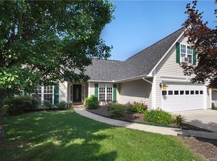 11 Forest Berry Rd, Fletcher, NC 28732