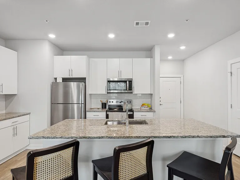 Ascend At Woodlands — Photo 91