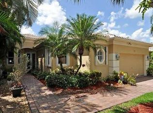 2467 Bay Isle Ct, Weston, FL 33327