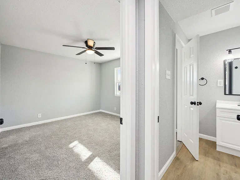 5124 Laurel Ln — Photo 25