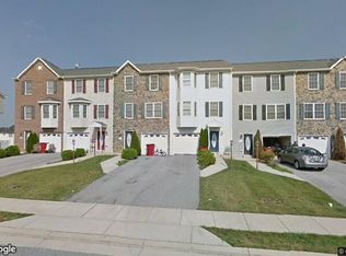 95 Fuzzy Tail Dr, Ranson, WV 25438