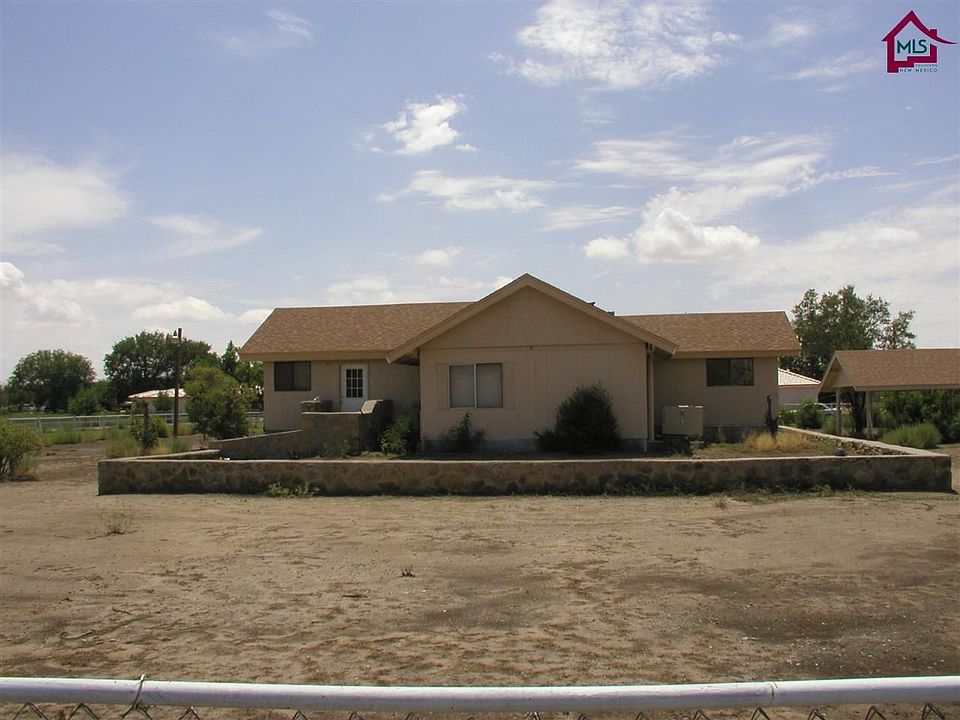 1st image of 2833 El Camino Real