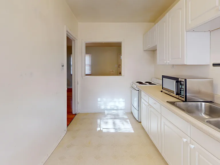 2525 S Clayton St — Photo 27