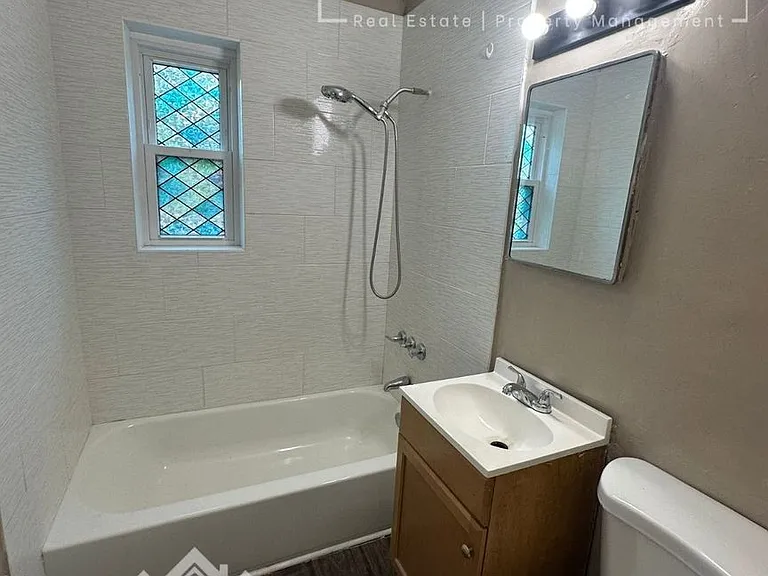 1301 S 10th St #2 — Photo 23