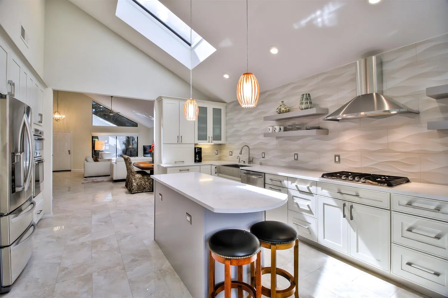 1903 Discovery Village Ln photo 1