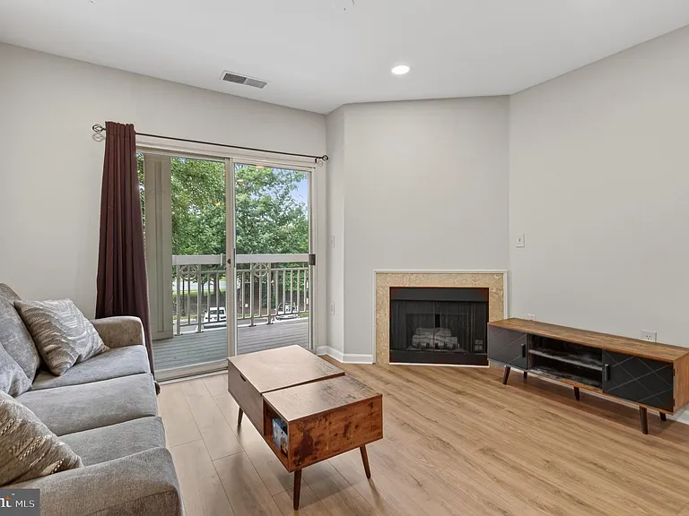 12919 Alton Sq #220 — Photo 13