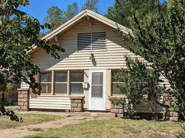 828 N Elm St, Ponca City, OK 74601