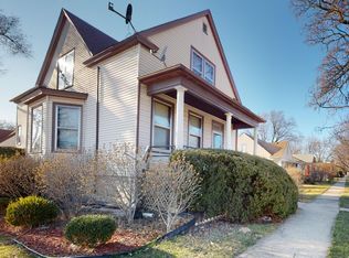 3944 Oak Ave, Brookfield, IL 60513