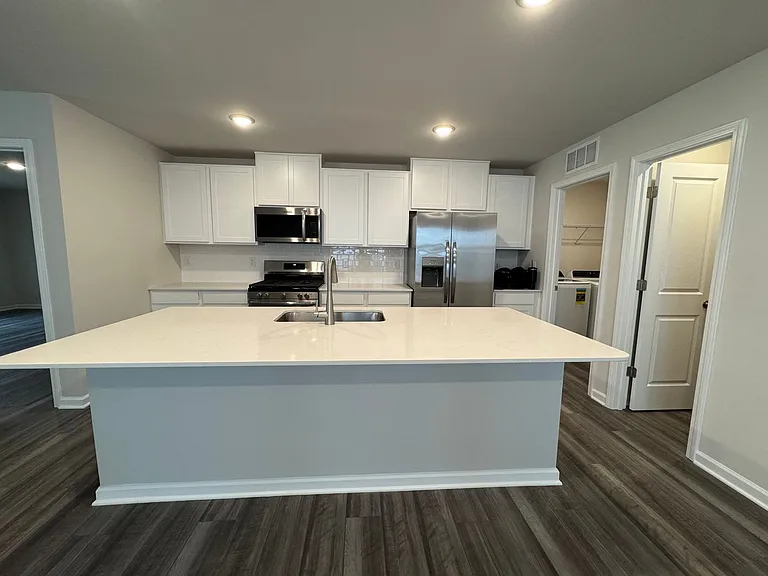 13151 Hampton Bay Ln — Photo 5