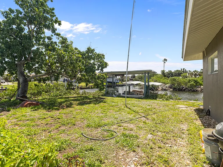 4020 Palm Dr — Photo 23