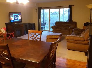 42 Highwood Dr, Franklin, MA 02038