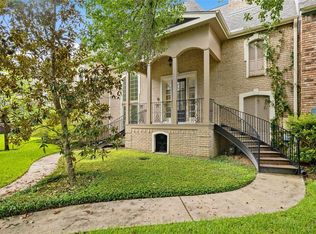 207 Victoria Way, Friendswood, TX 77546
