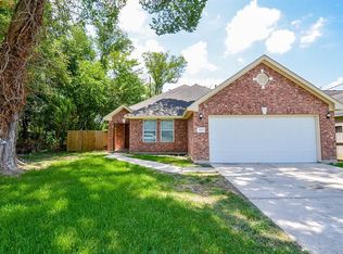 2421 Wavell St, Houston, TX 77088