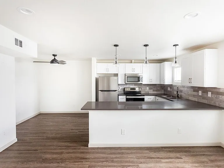 4912 Gaston Ave — Photo 2
