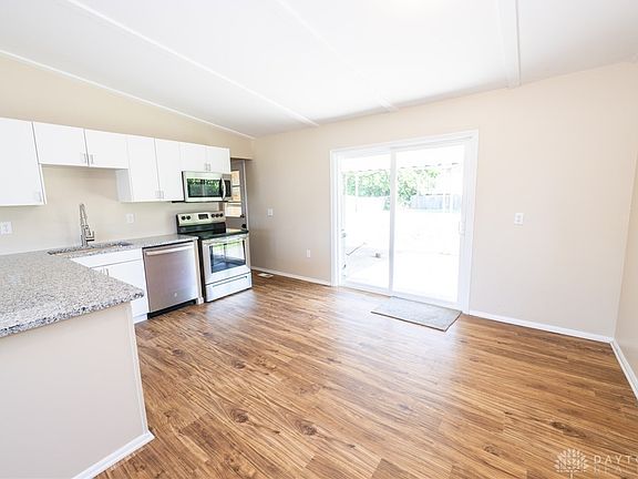 5th image of 1044 Grissom Ave