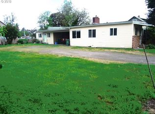 52388 SW 1st St, Scappoose, OR 97056