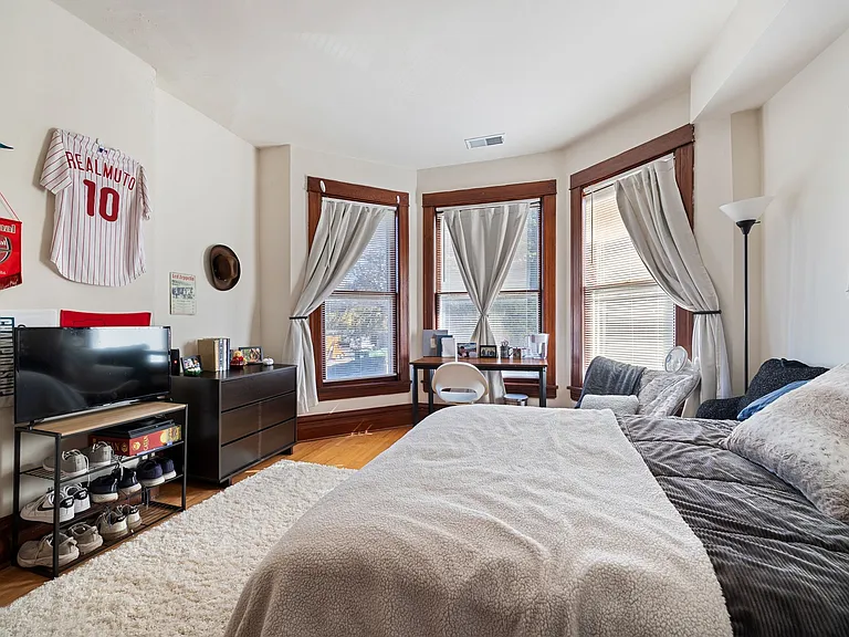 1922 Maple Ave #2 — Photo 10