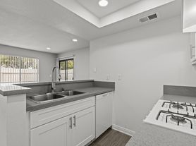 Cerro Vista Apartments