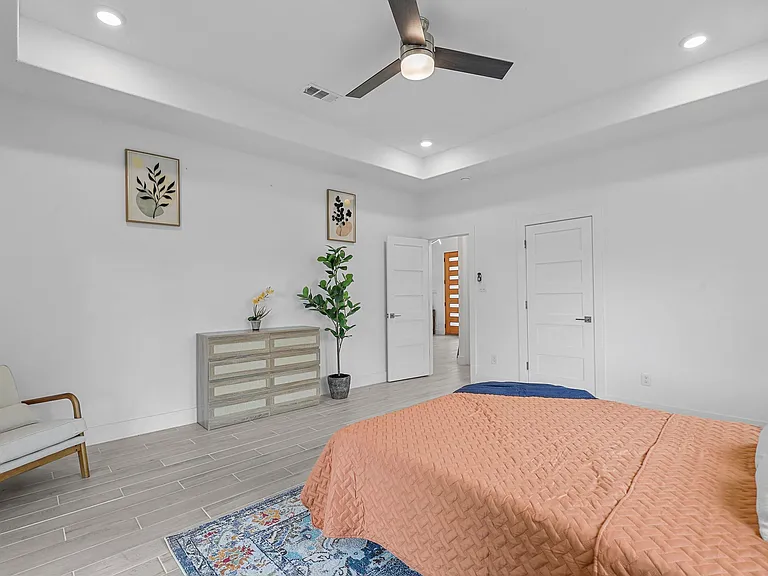 4013 Legend Trl — Photo 38