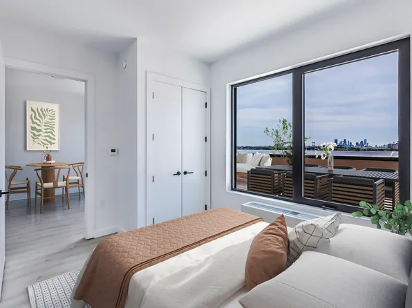 138 Bruckner Boulevard image 2 of 45