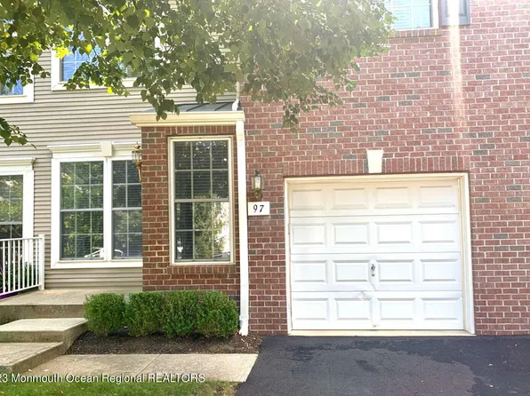 97 Ironwood Court, Middletown, NJ 07748