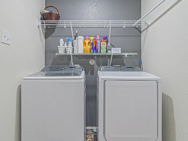 2831 Lavender Mdw — Photo 29