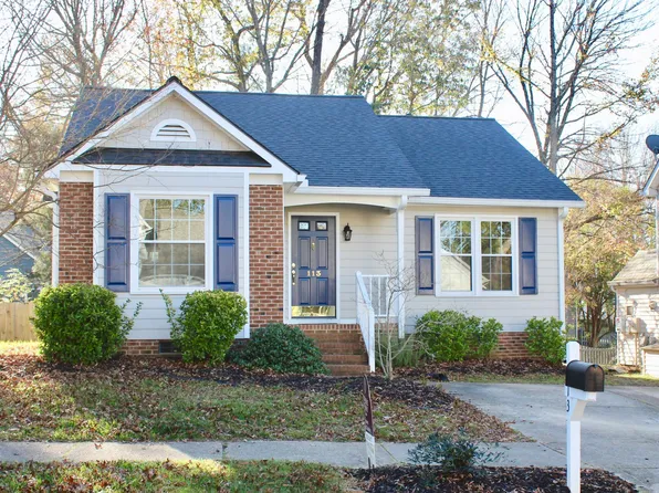 113 Kronos Ln, Cary, NC 27513