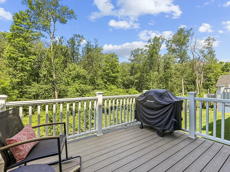 21 Brentwood Cir — Photo 21