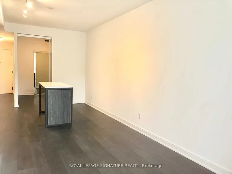 35 Rolling Mills Rd #S462 — Photo 3