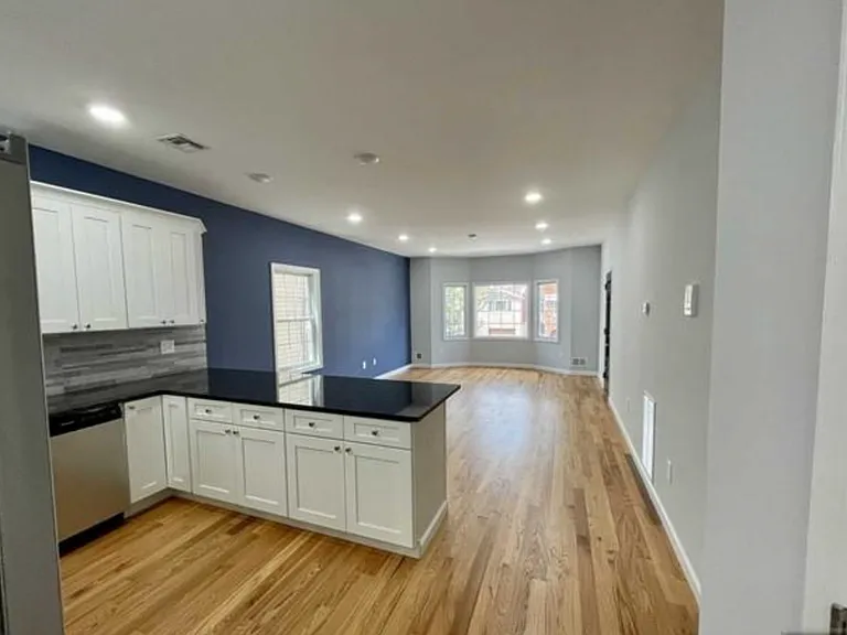519 Cross St #1 — Photo 3