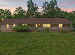 7578 Greenwood Rd, Jackson, MI 49201