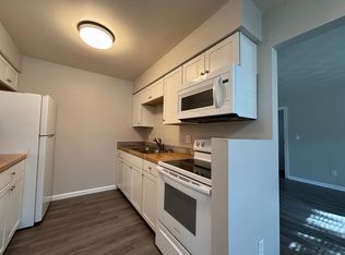 1420 Lehigh Station Rd UNIT 7, Henrietta, NY 14467