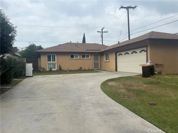 611 S Bronwyn Dr, Anaheim, CA 92804