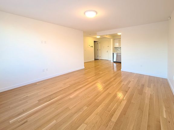 3rd image of 5205 Queens Blvd #9G