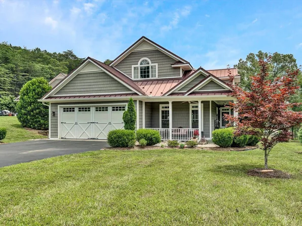 114 Diamond Ridge Ln, Moneta, VA 24121