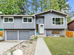844 SW Castilian Dr, Oak Harbor, WA