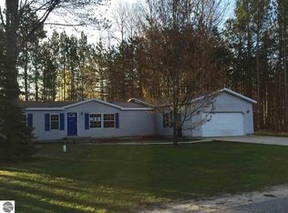 2166 E Log Lake Rd NE, Kalkaska, MI 49646