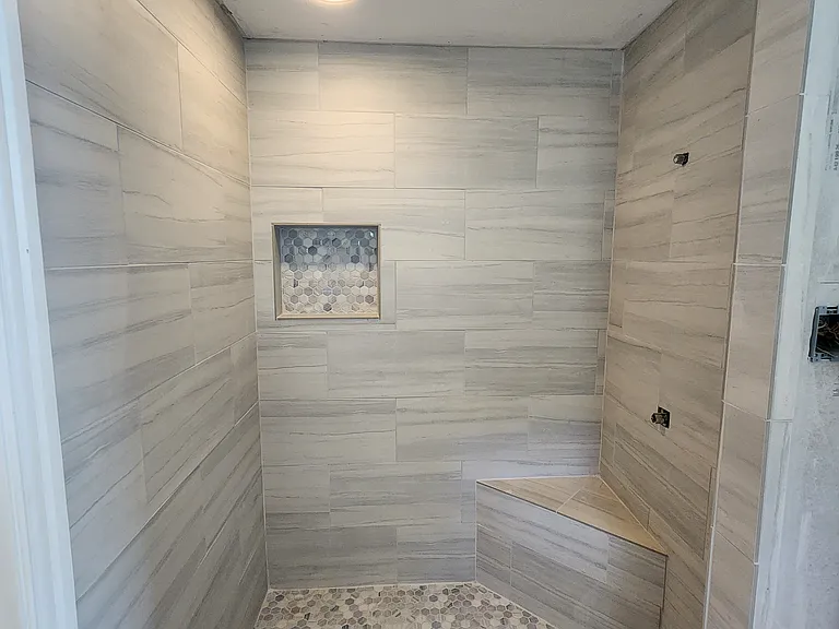 808 Howell Dr — Photo 19