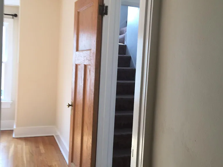 225 Wiltshire Blvd — Photo 10