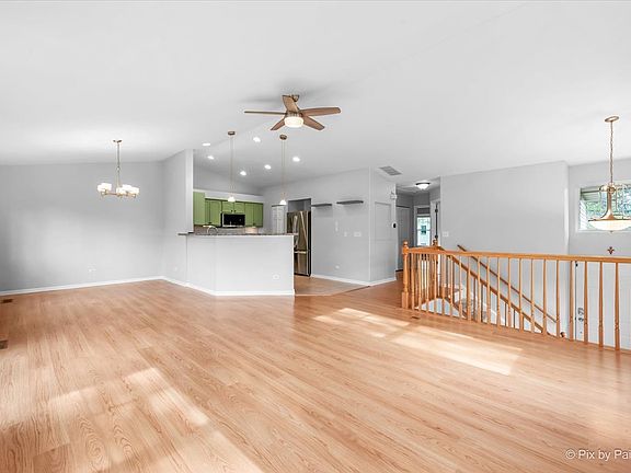4th image of 67 Samuel Dr